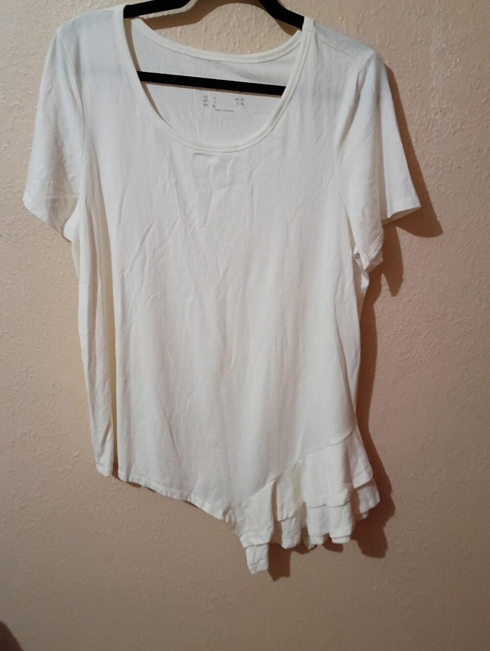 😍 8/$10 SALE Any Body Size Large White Scoop Neck Short Sleeve Top